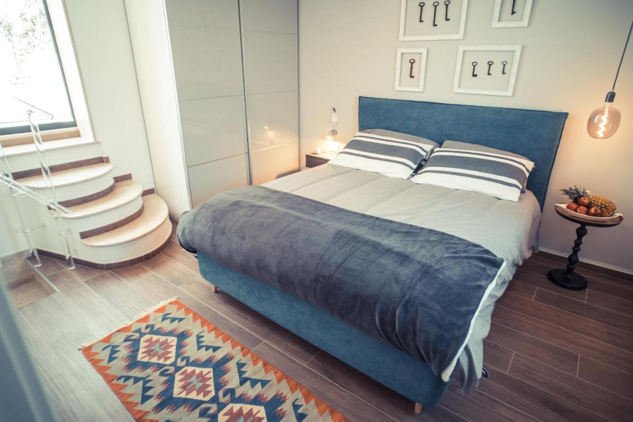 אוסטוני 800S Home Luxury Rooms מראה חיצוני תמונה